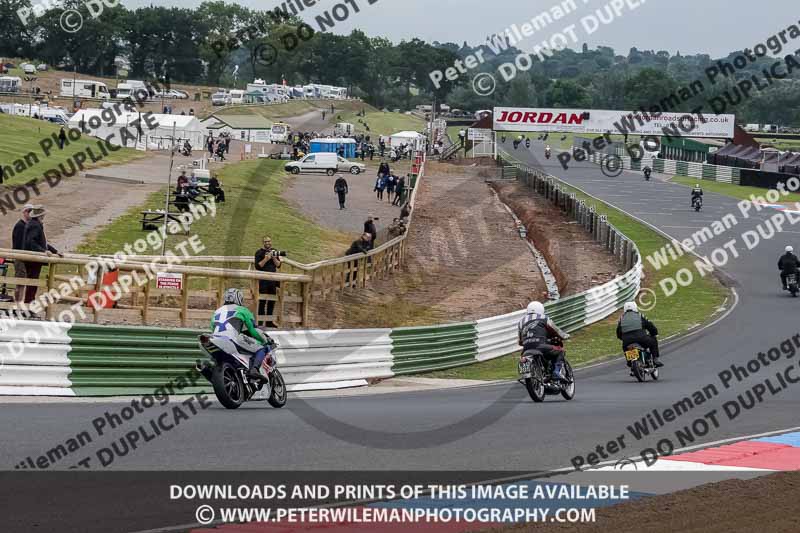 Vintage motorcycle club;eventdigitalimages;mallory park;mallory park trackday photographs;no limits trackdays;peter wileman photography;trackday digital images;trackday photos;vmcc festival 1000 bikes photographs